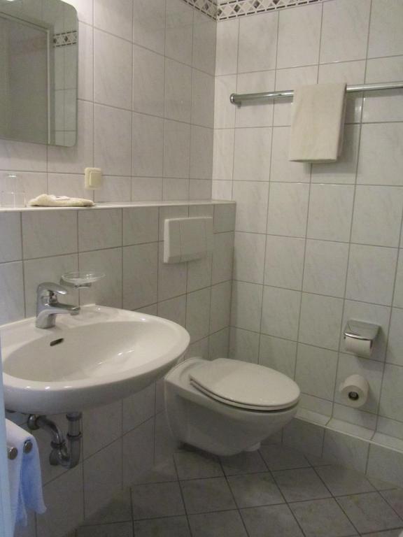 Hotel Gasthof Humplbrau Wolfratshausen Room photo