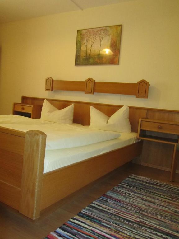 Hotel Gasthof Humplbrau Wolfratshausen Room photo
